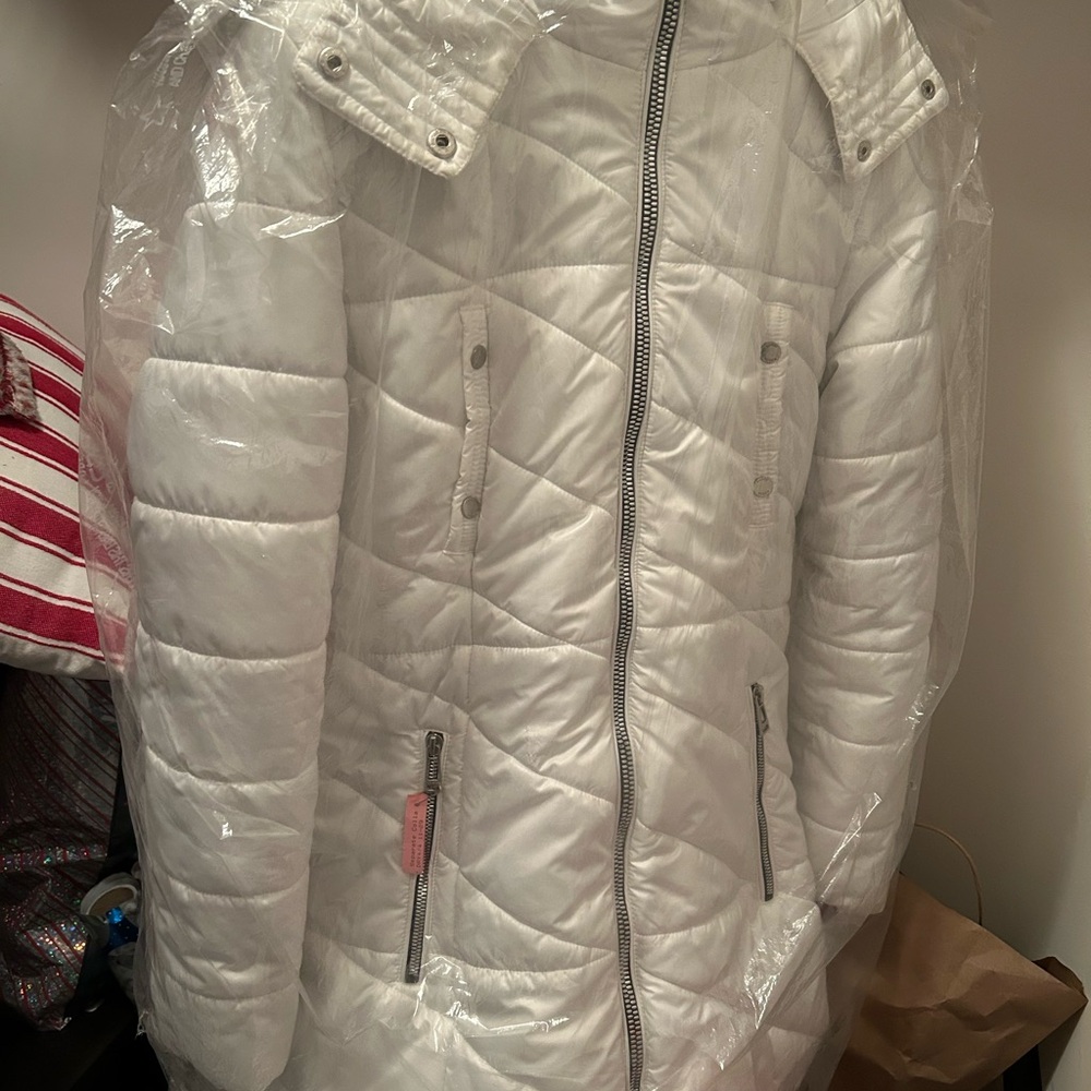 Women's White Guess Medium Length Puffer